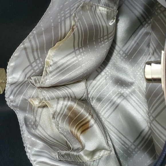 London Fog Tote - Picture 4 of 8